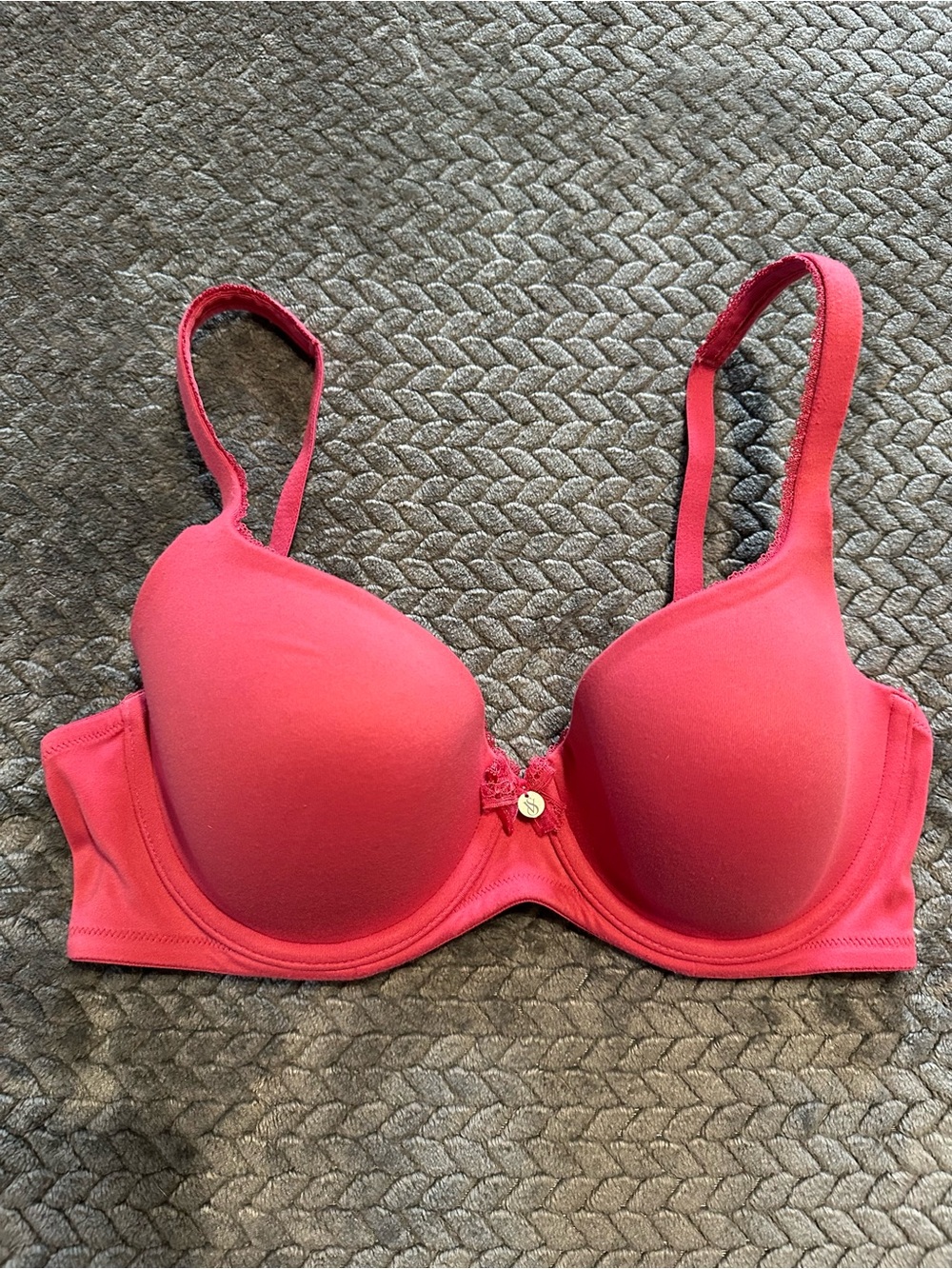 Victoria secret lined Demi pink bra size 34 D